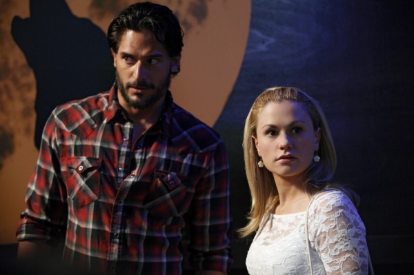 TRUE-BLOOD-Season-3-Joe-Manganiello-Anna-Paquin-600x399